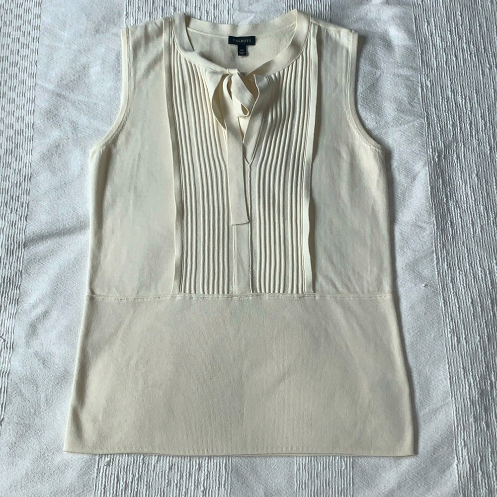 Talbots sleeveless knit top